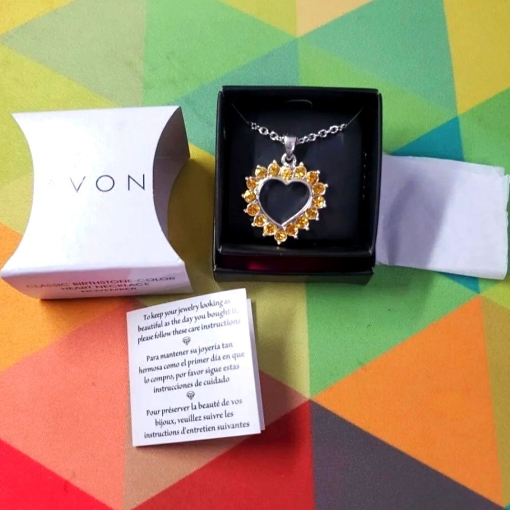 Avon Classic Silvertone Birthstone Heart Necklace w/Rhinestones NOVEMBER NEW!